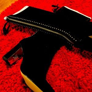 Anne Klein black suede boots with gold hardware.Size8